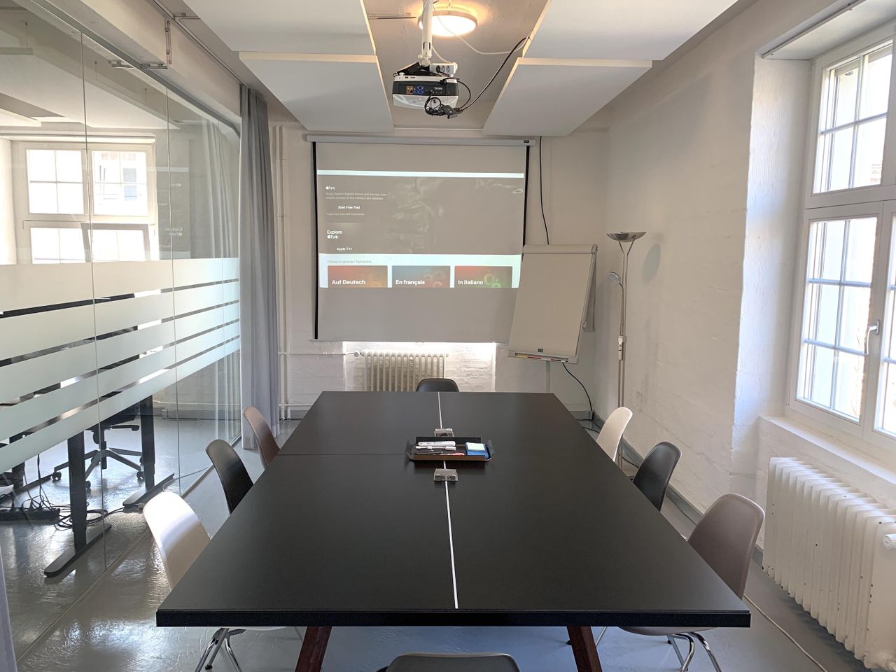 Zürich Kundengespräch  Sitzungszimmer image 4
