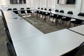 Cape Town Boardroom Valencia 2 image 2