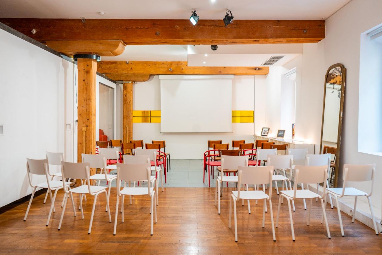 Marseille Réunion créative Boardroom Atelier Loft image 7