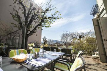 Rest of the World Kundengespräch Seminarraum image 2