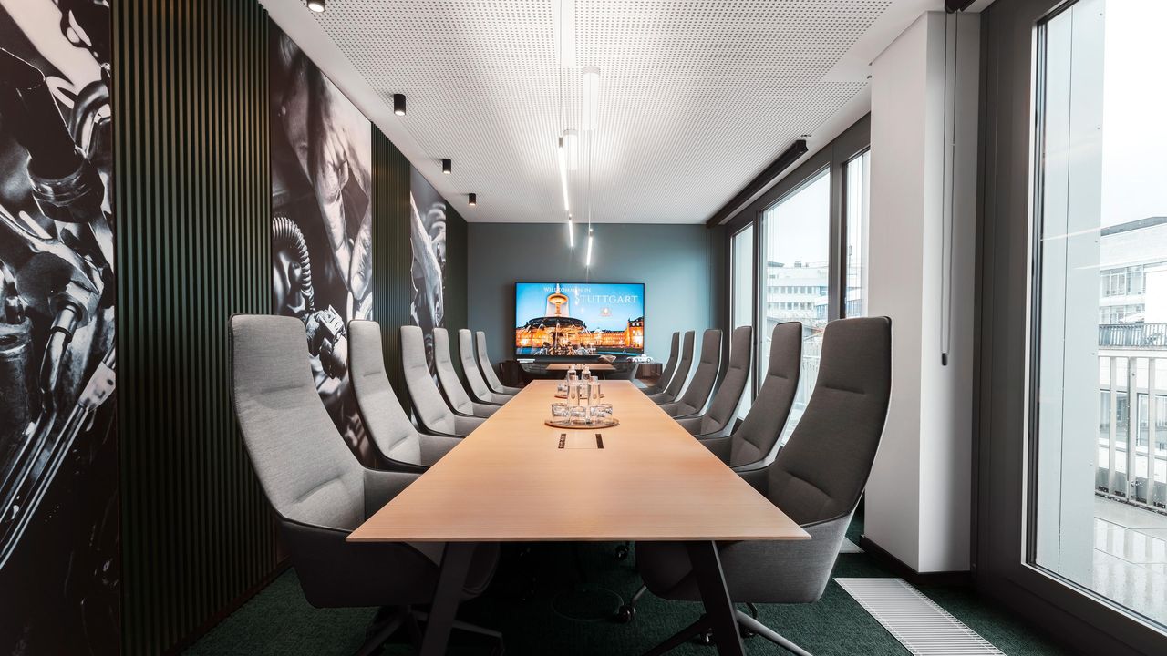 Stuttgart  Business Center Konferenzraum Gottlieb Daimler bis zu 12 Personen image 1