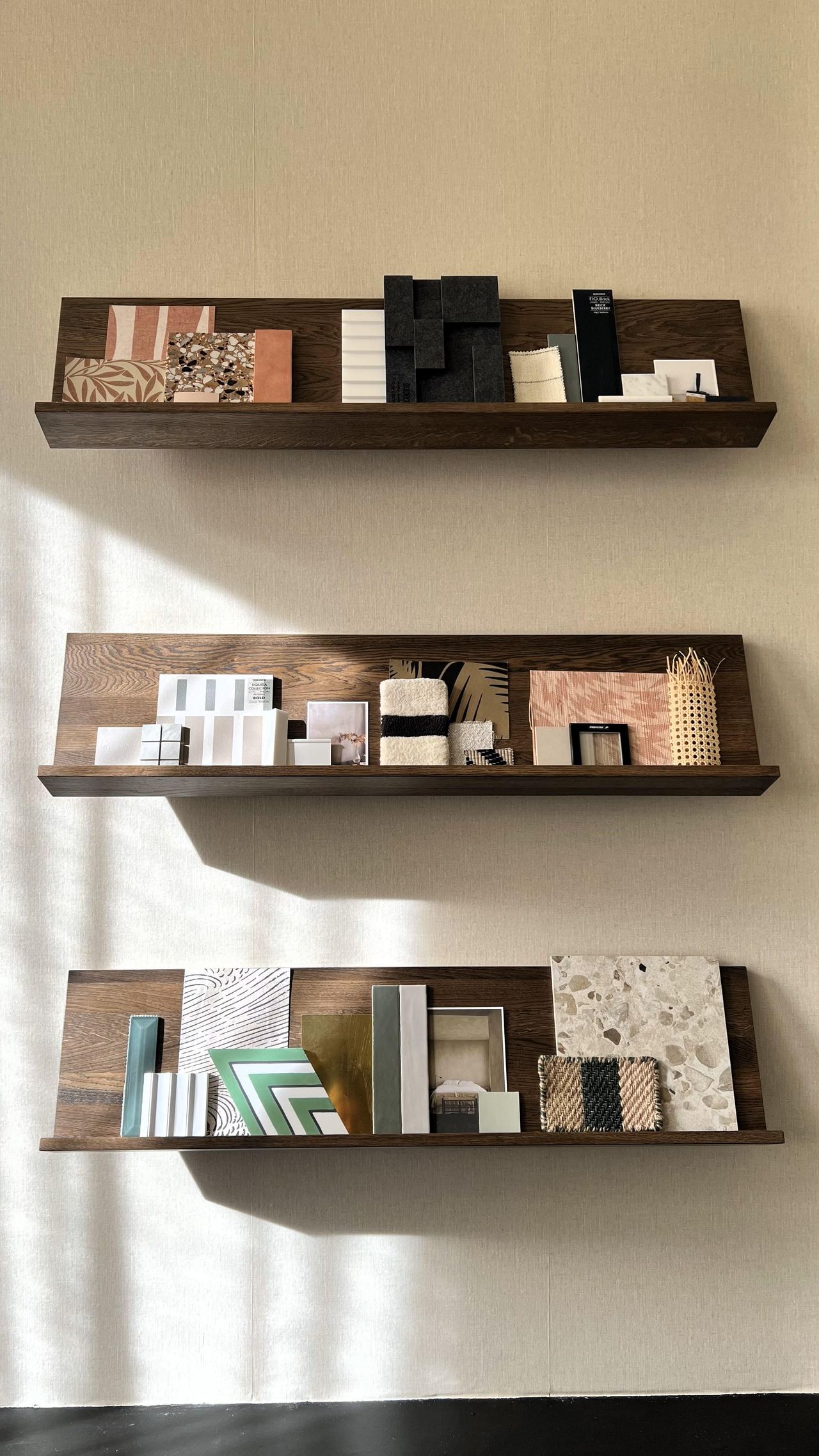 Rest der Welt  Studio Showroom Studio Wolf image 0