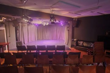 Rest van de wereld Coworking spaces Salle Spectacle image 1