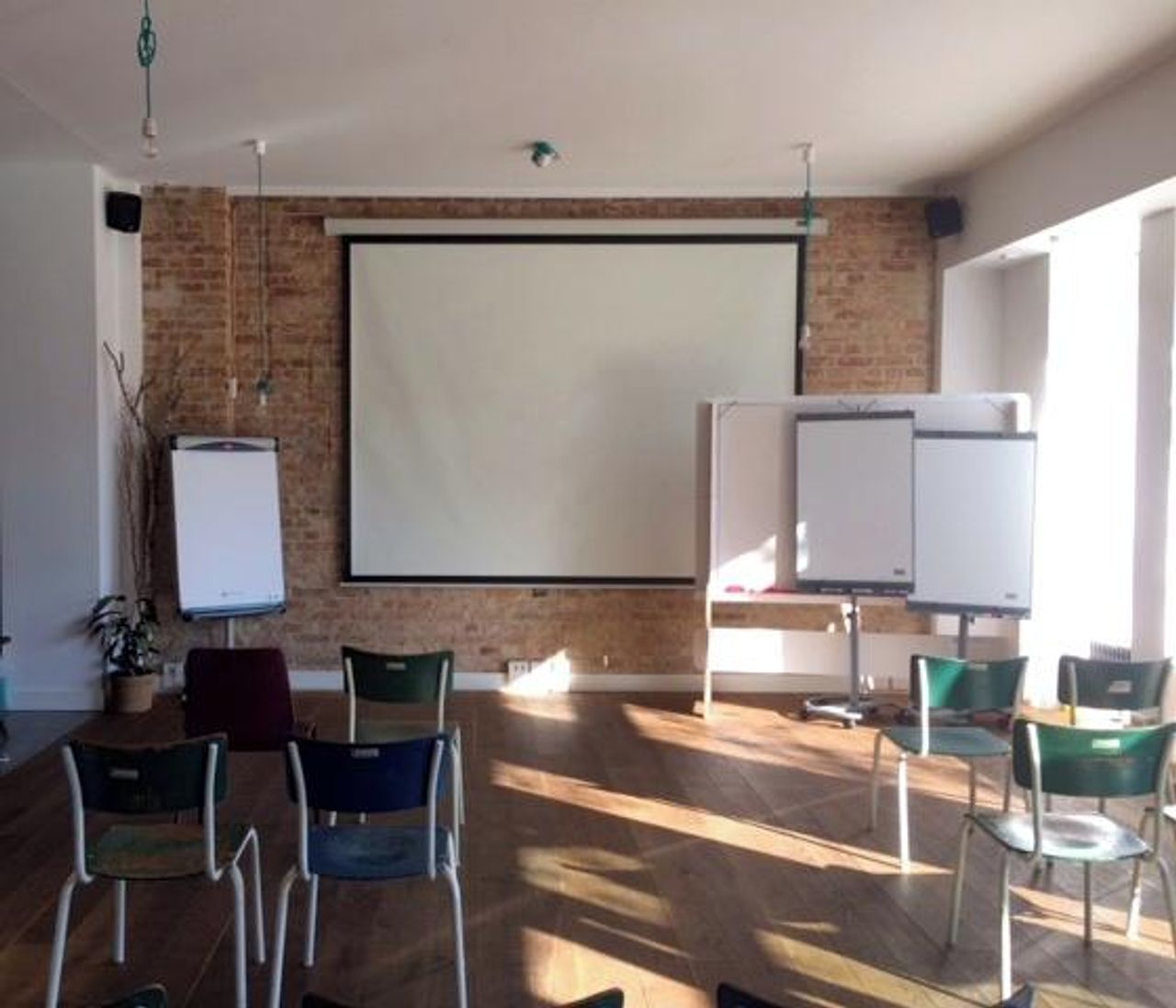 Berlin seminar rooms Industrial space Seminar room image 8