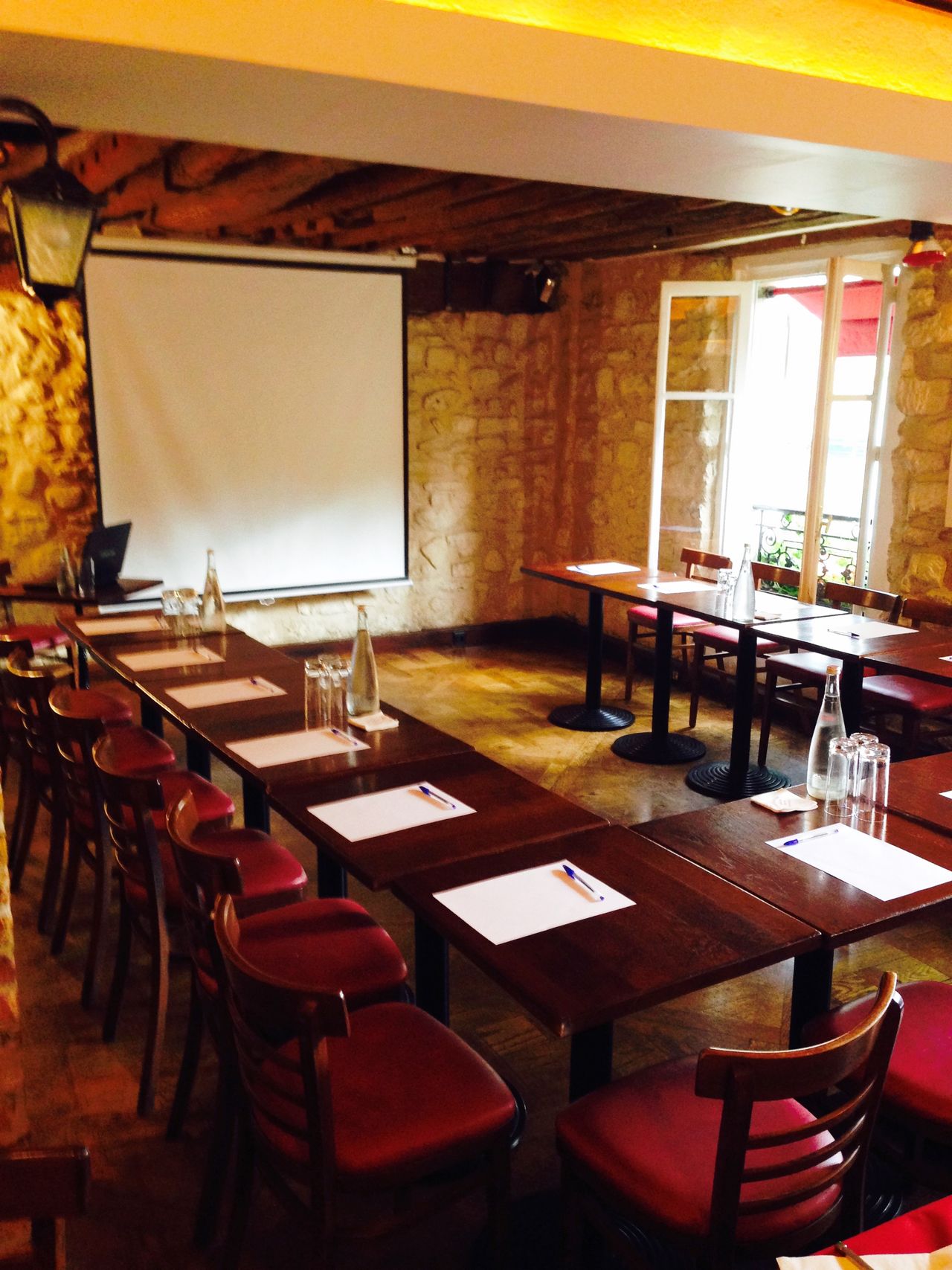 Paris corporate event spaces Restaurant Au Cadet de Gascogne image 9