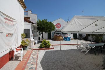 Malaga corporate event spaces Backyard Patio image 6