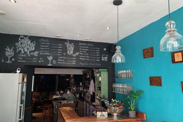 Düsseldorf Get Together Upper Loft Cafe Bar image 2