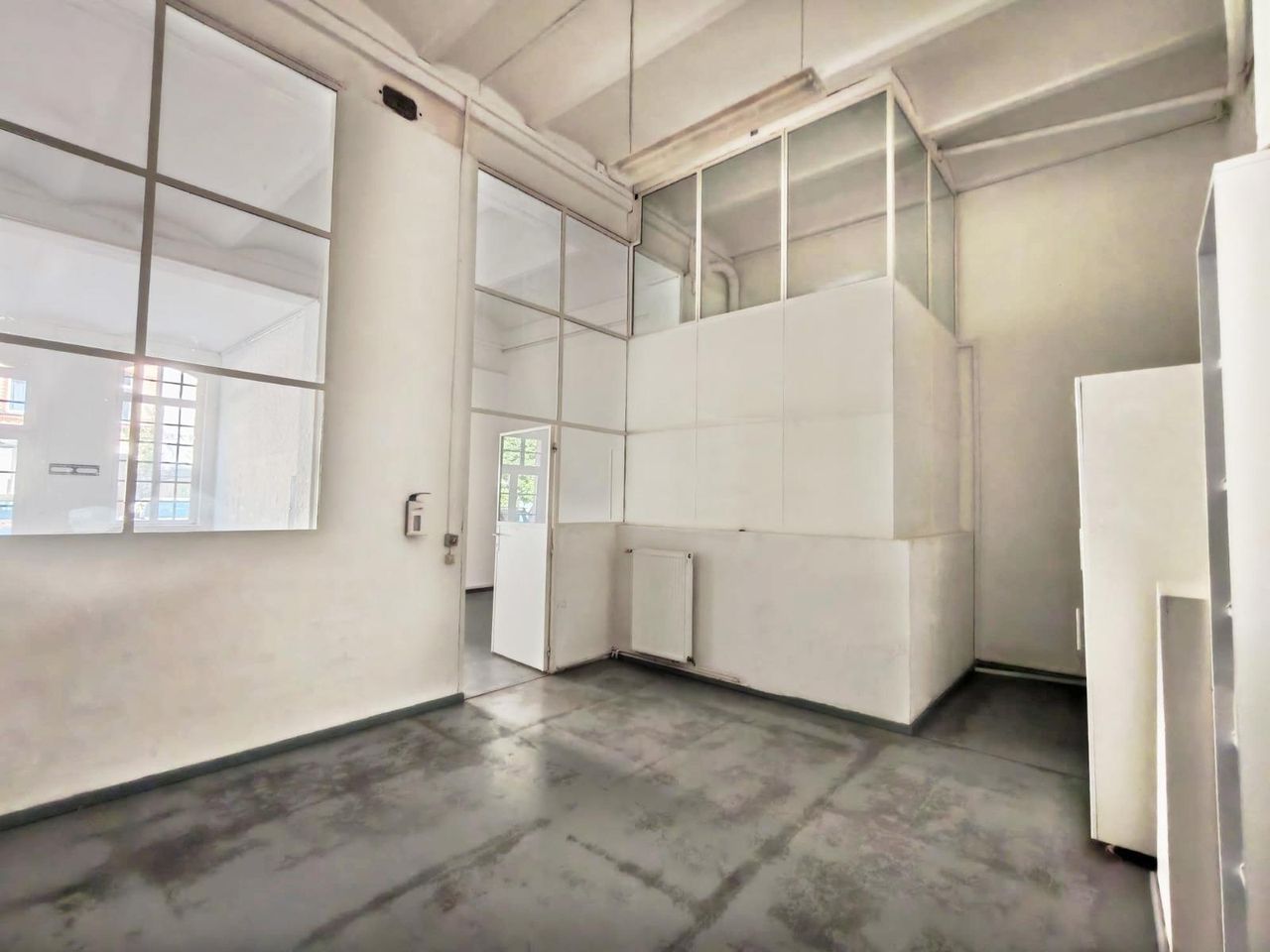 Berlin  Atelier Pandora Art Gallery image 12