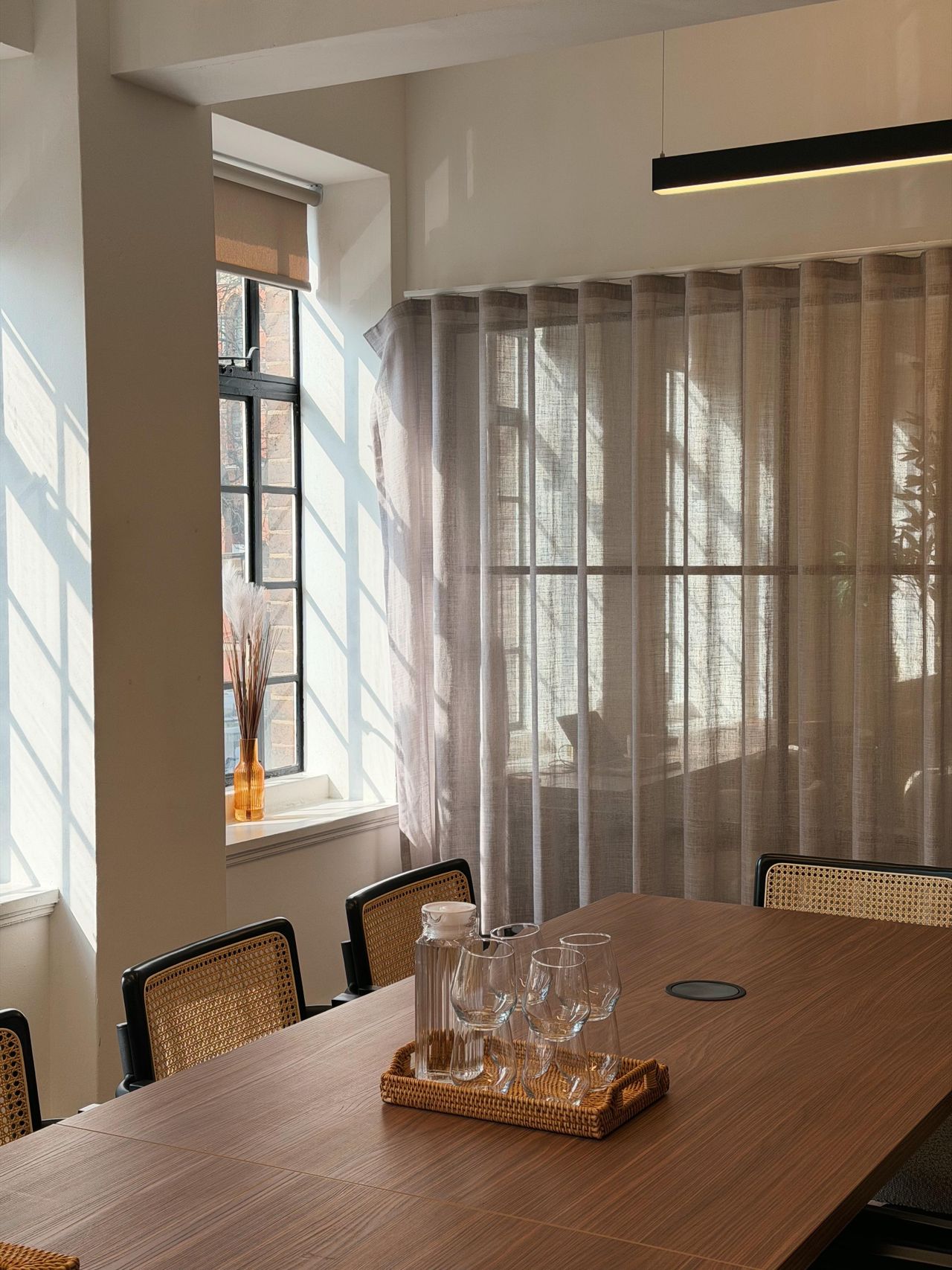 London  Boardroom Stamford Boardroom (12-person) image 3