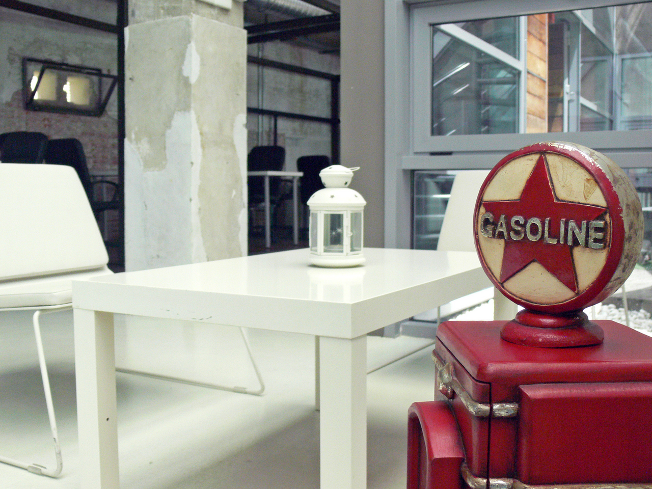 Madrid workshop spaces Meeting room Be Worker Coworking image 16