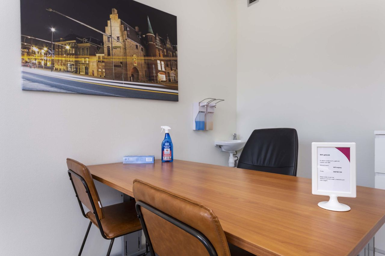The Hague Klantafspraak Meeting rooms Witte coachkamer 2 image 3
