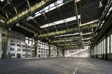 Berlin corporate event spaces Industrial space Tempelhof - Hangar 5 image 0