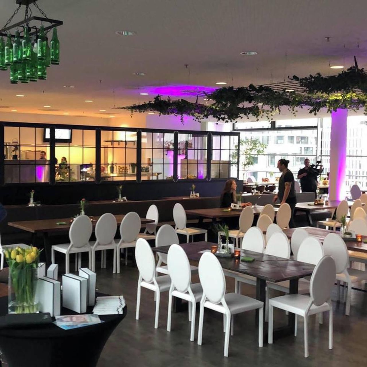 München PR & Marketing Event Veranstaltungsraum Esswerkstatt @ Mecedes-Benz image 15