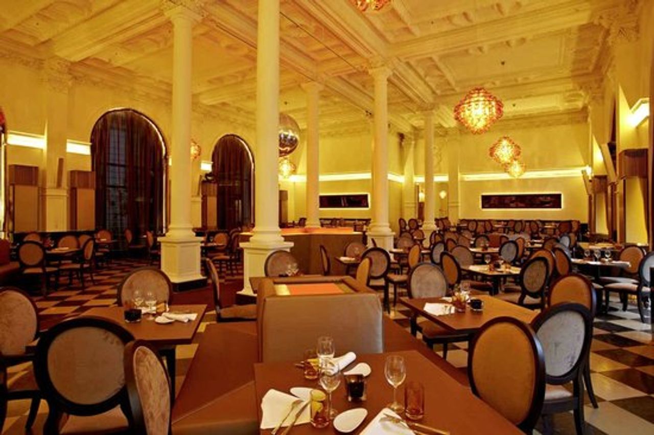 München corporate event spaces Historisches Gebäude Palais Lenbach - Gobölinsaal image 4