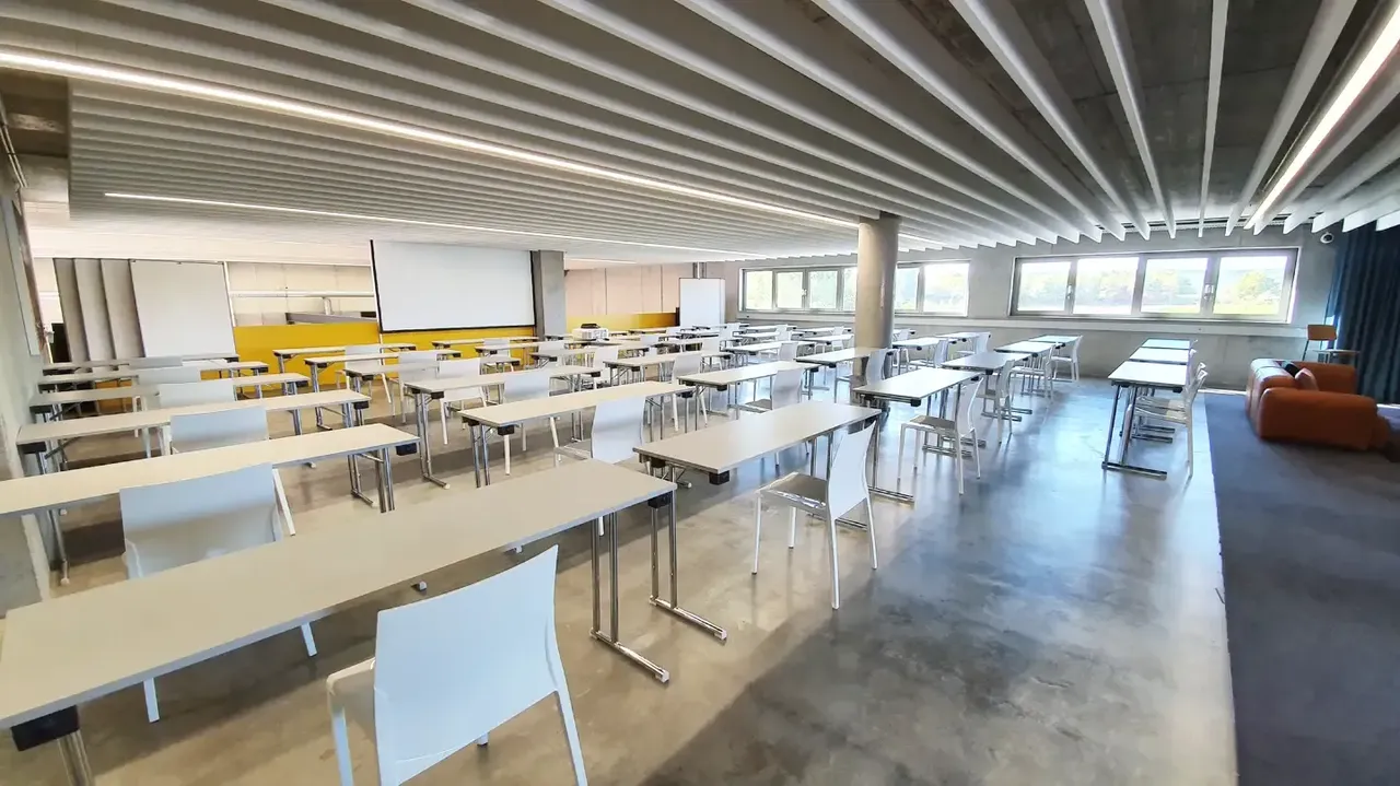 Leinfelden-Echterdingen Kreatives Meeting Bijzondere locatie Classic Car Refugium image 13