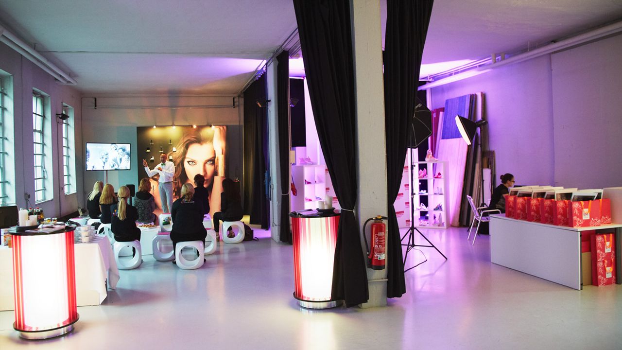 Frankfurt training rooms Photography studio Studio image 12