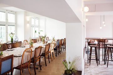 Berlin Hochzeit  Backstage image 2