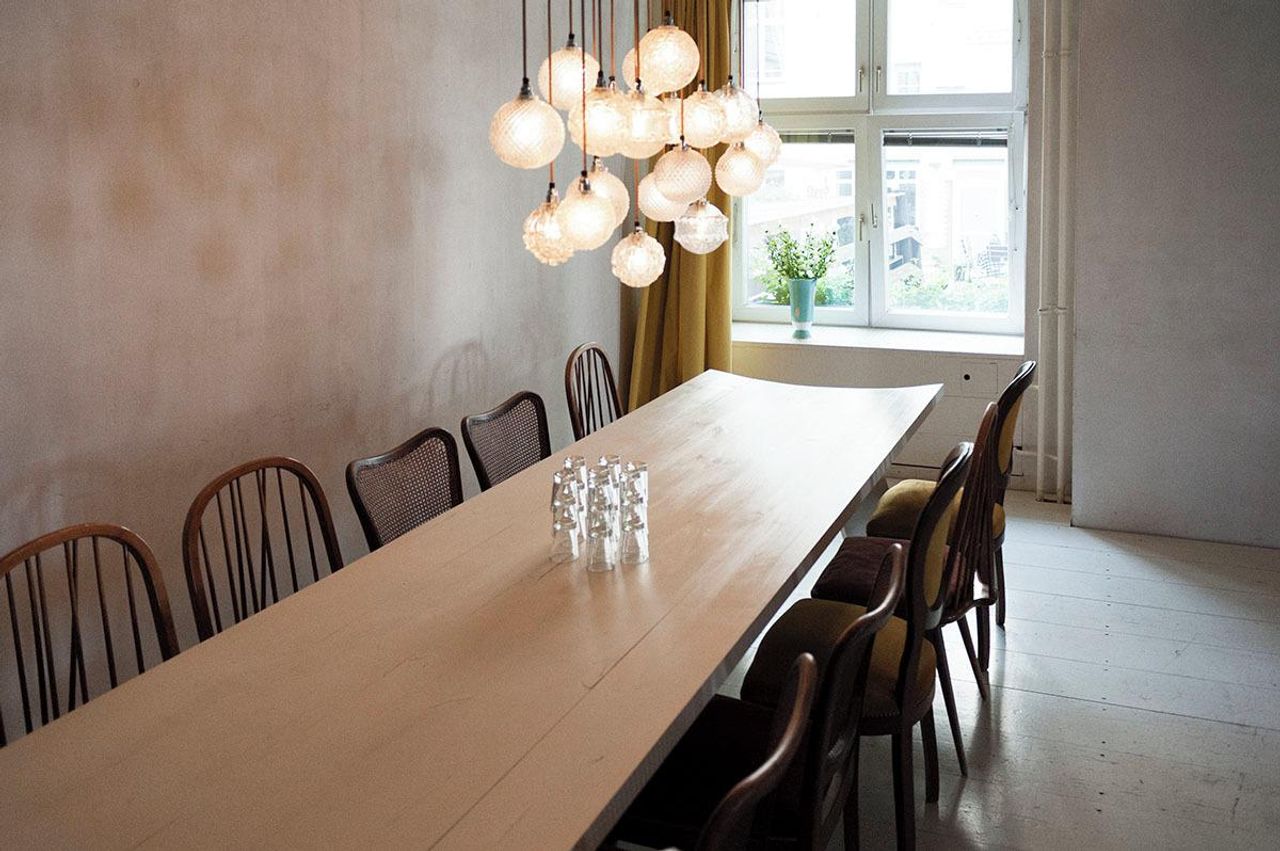 Berlin Hochzeit Veranstaltungsraum Whisky Raum image 5