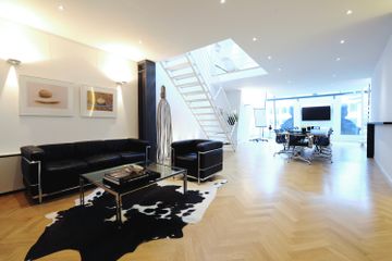 Amsterdam workshop spaces Industrial space Rokinview Penthouse image 2