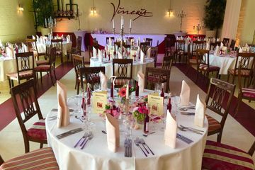 Herzogenaurach PR & Marketing Event Veranstaltungsraum Vineria HOCHZEITEN image 8