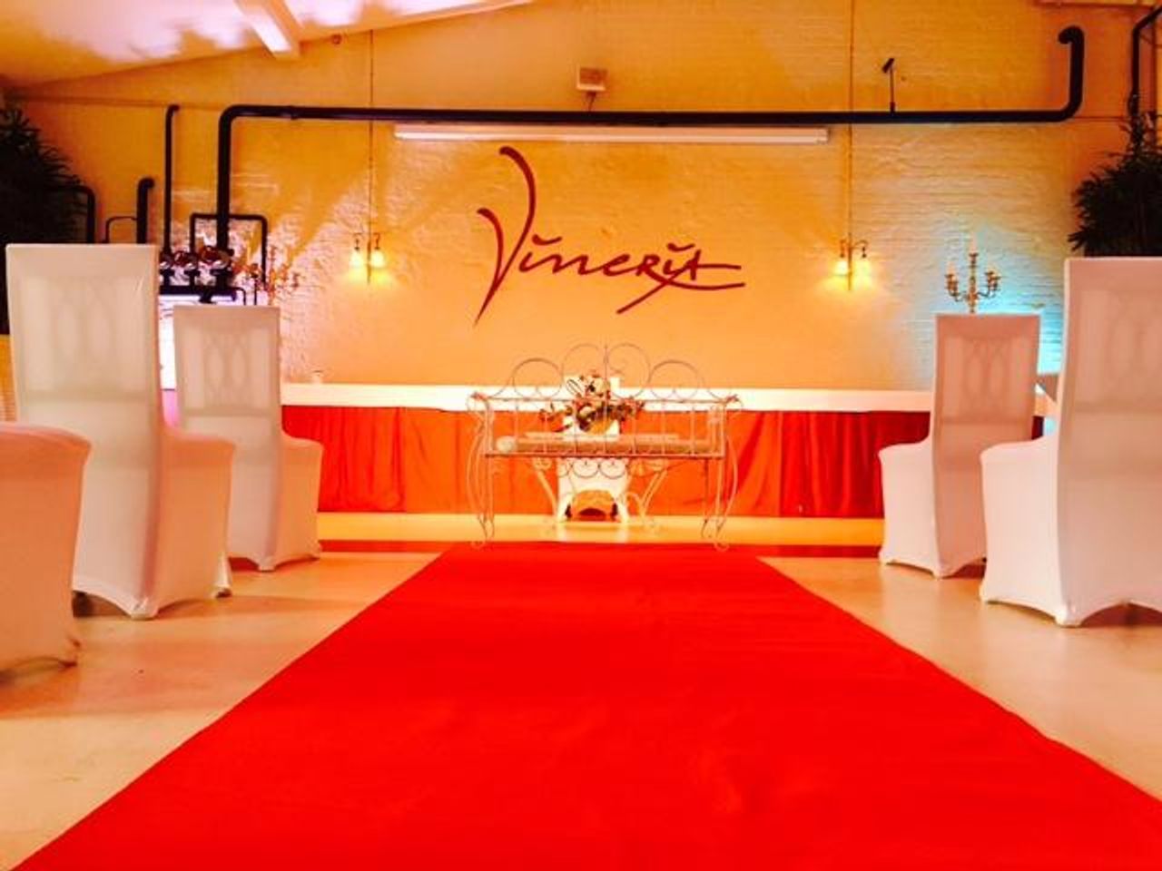 Herzogenaurach PR & Marketing Event Veranstaltungsraum Vineria HOCHZEITEN image 5