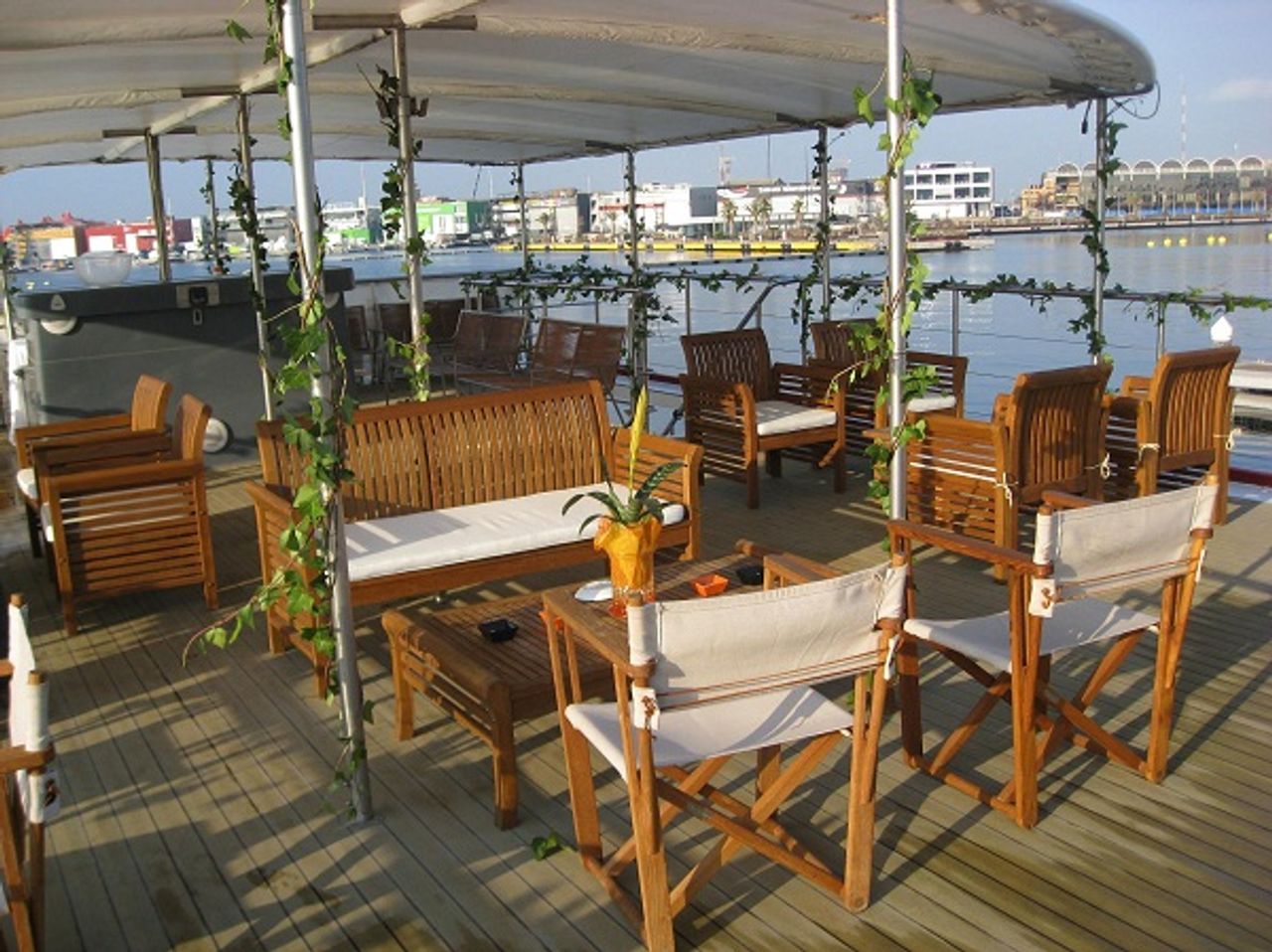 Rest van de wereld corporate event spaces Boot Dama de Valencia image 10