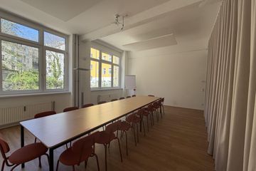 Berlin Coworking Coworking spaces Konferenzraum II image 1