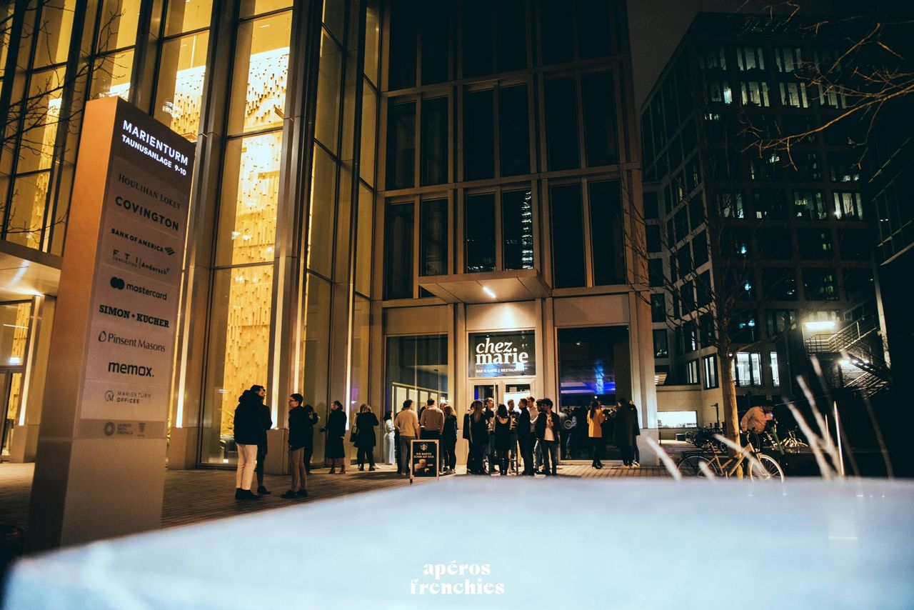 Frankfurt am Main Mobiles Arbeiten Eventlocations Café & Bar image 3