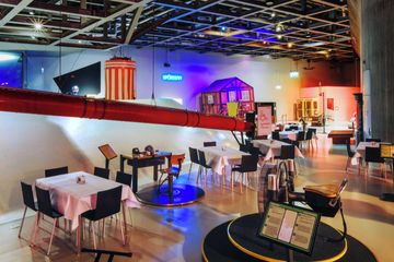 Wolfsburg Vortrag/Präsentation Galerie/Museum Ausstellungsfläche image 3