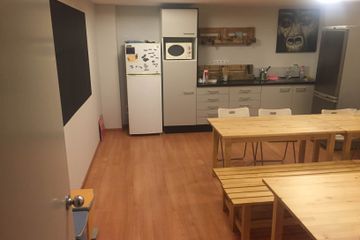 Barcelona training rooms Meetingraum Sala de reuniones image 9