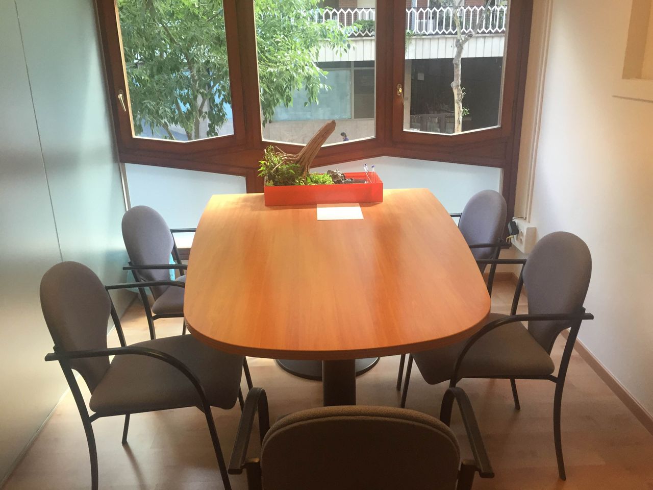 Barcelona training rooms Meeting room Sala de reuniones image 11