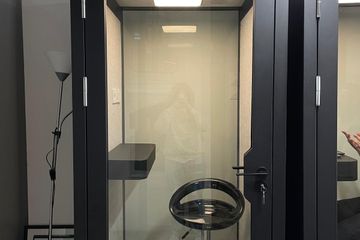 Lissabon Coworking spaces Phonebooths image 0