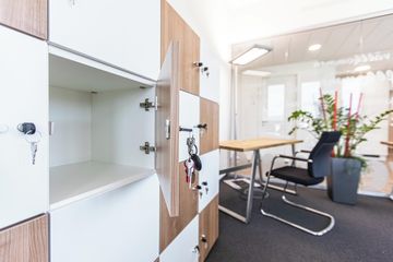 Wiesbaden  Tagungs-/Konferenzraum Corworking Space mit Blick über Wiesbaden image 2