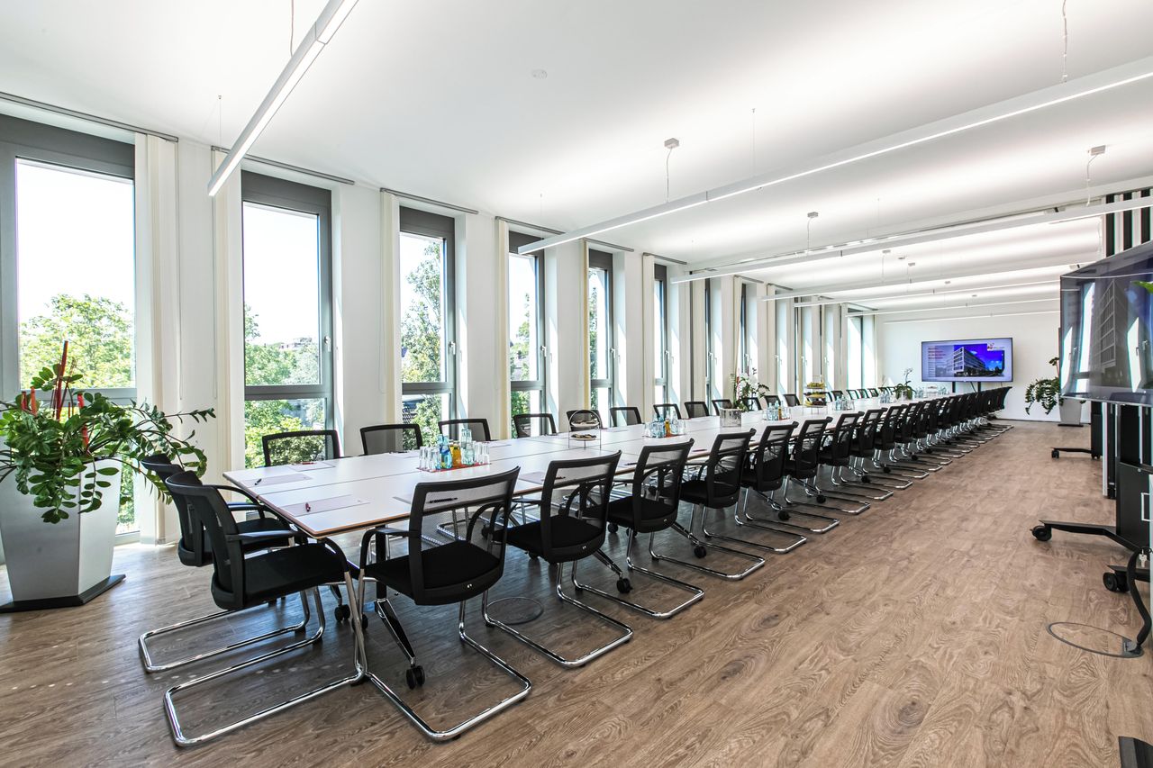Wiesbaden Meeting Tagungs-/Konferenzraum Intercity 1-3 image 2