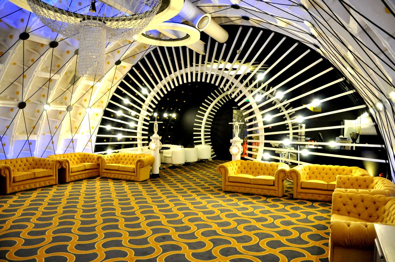 Rest of the World corporate event spaces Historic venue Tagansky Bunker 42 - White Banquet Hall image 3