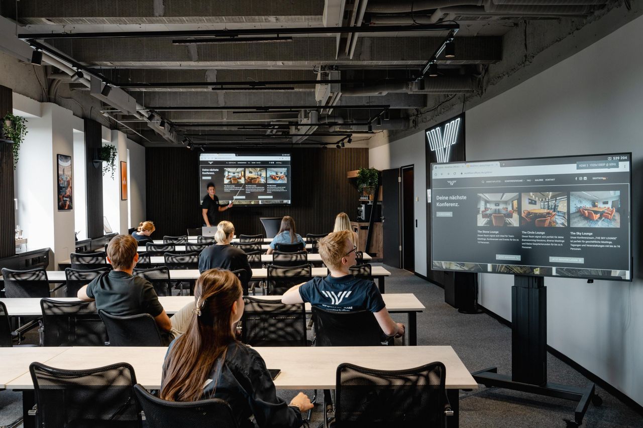 Leipzig Kreatives Meeting Eventlocation Workflow Lounge image 9