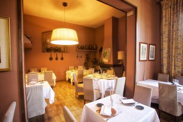 Barcelona corporate event spaces Restaurant Manor main floor image 1