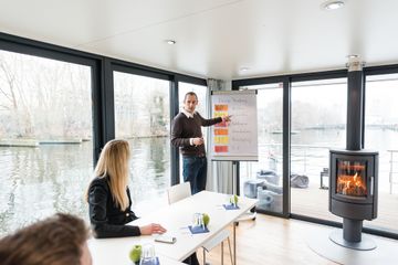Berlijn workshop spaces Boot Floating Room image 2