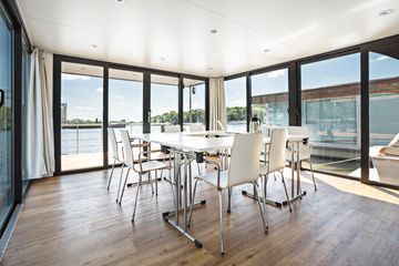 Berlijn workshop spaces Boot Floating Room image 1