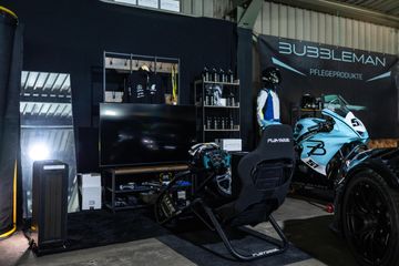 München  Fotostudio Racing - Mietstudio Sportwagen Racecars Fotostudio image 1