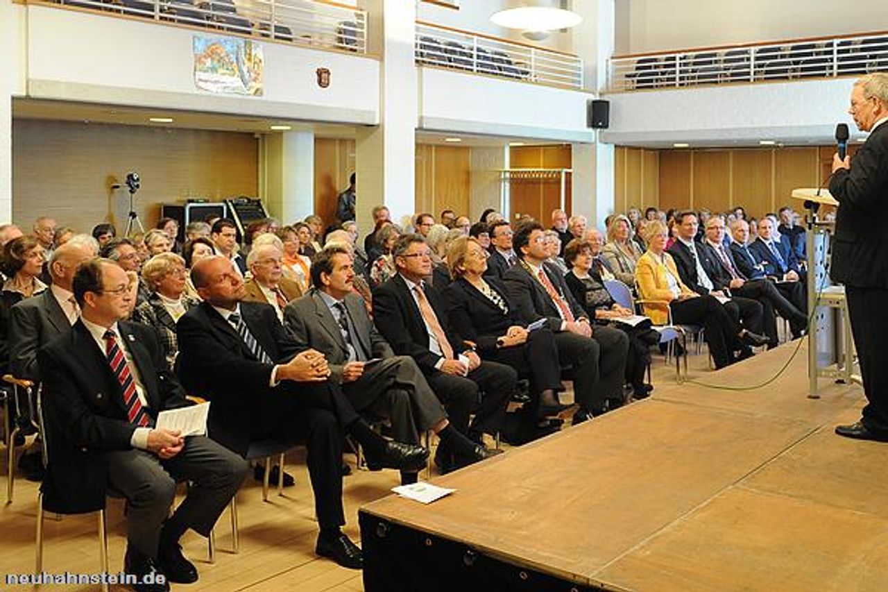 München corporate event spaces Meetingraum Wolf Ferrari Haus Ottobrunn image 3