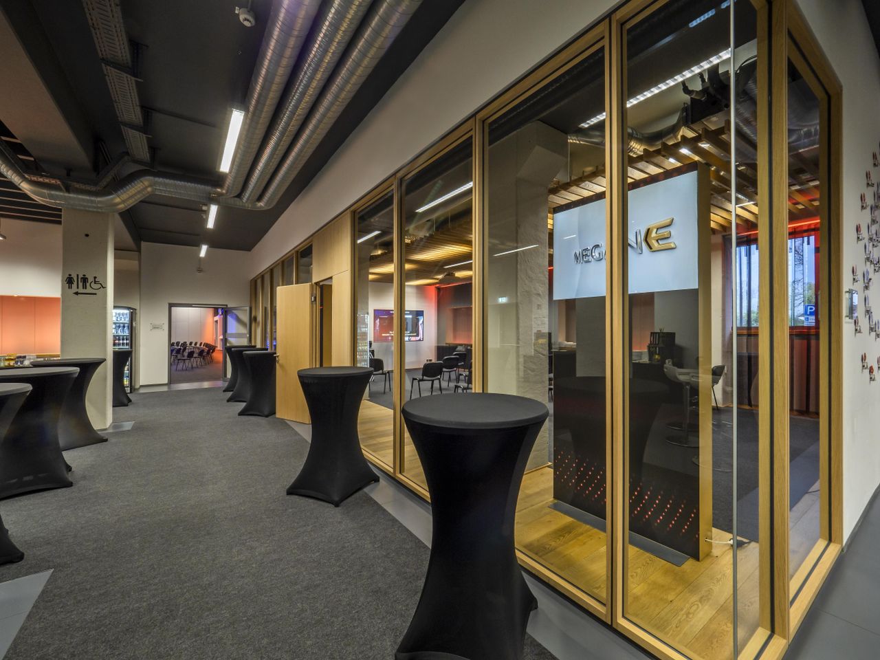 Rest der Welt Offsite Meeting Konferenzräume Glashaus image 0