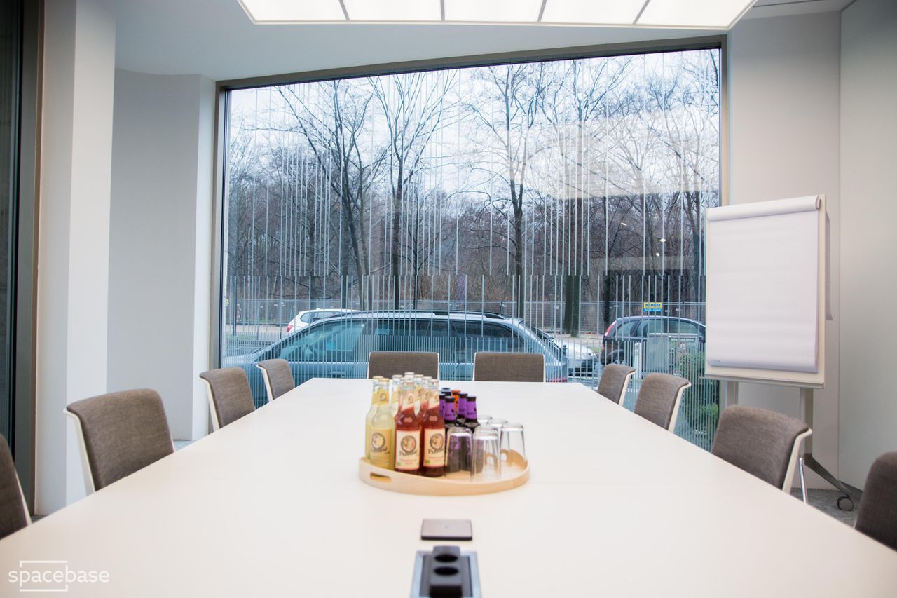 Berlijn conference rooms Coworking ruimte OffX Work & Share - Meeting Room image 17