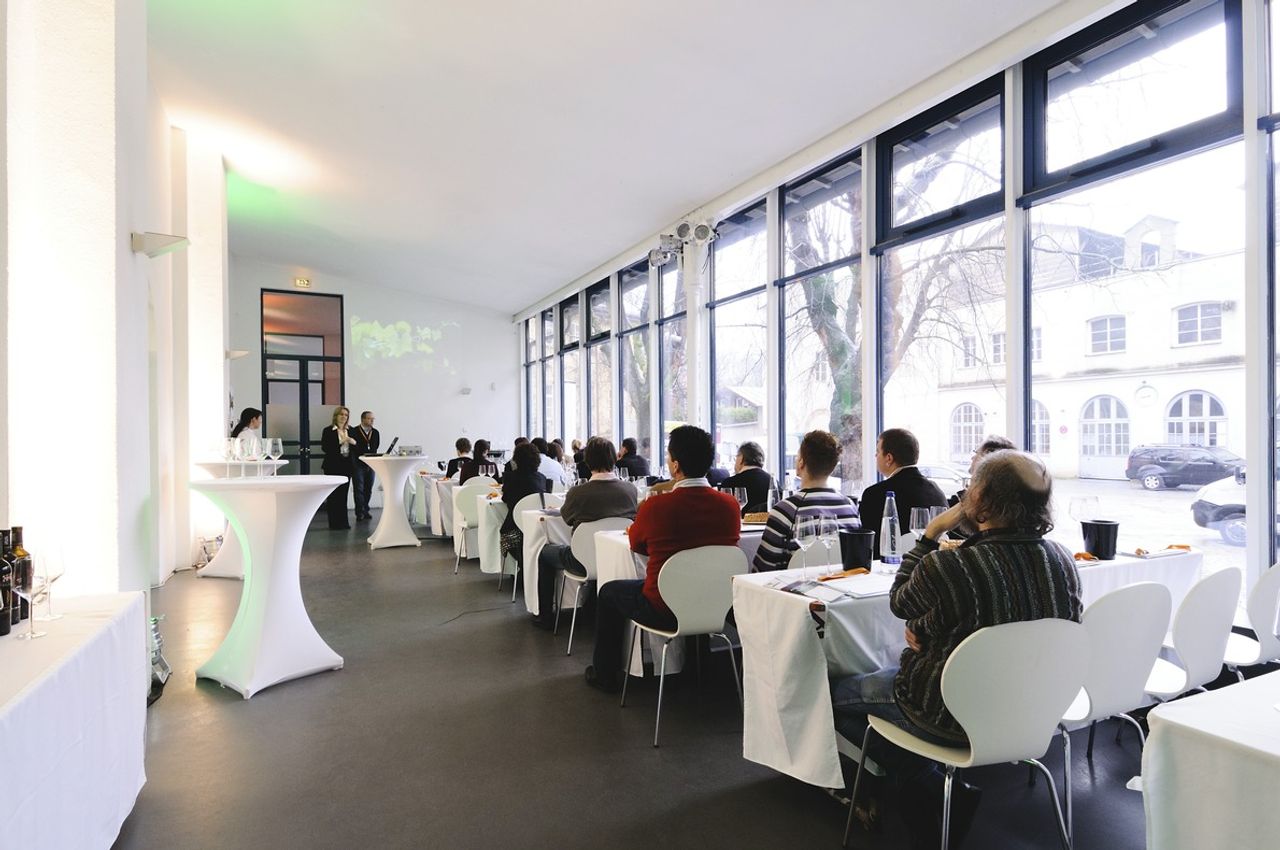 München training rooms Partyraum Praterinsel - Füllhalle image 3