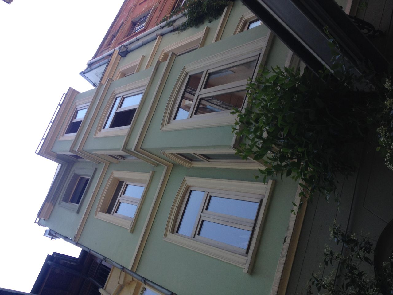 Rest of the World Creative Meeting Gallery ininLAB-1-galata image 13