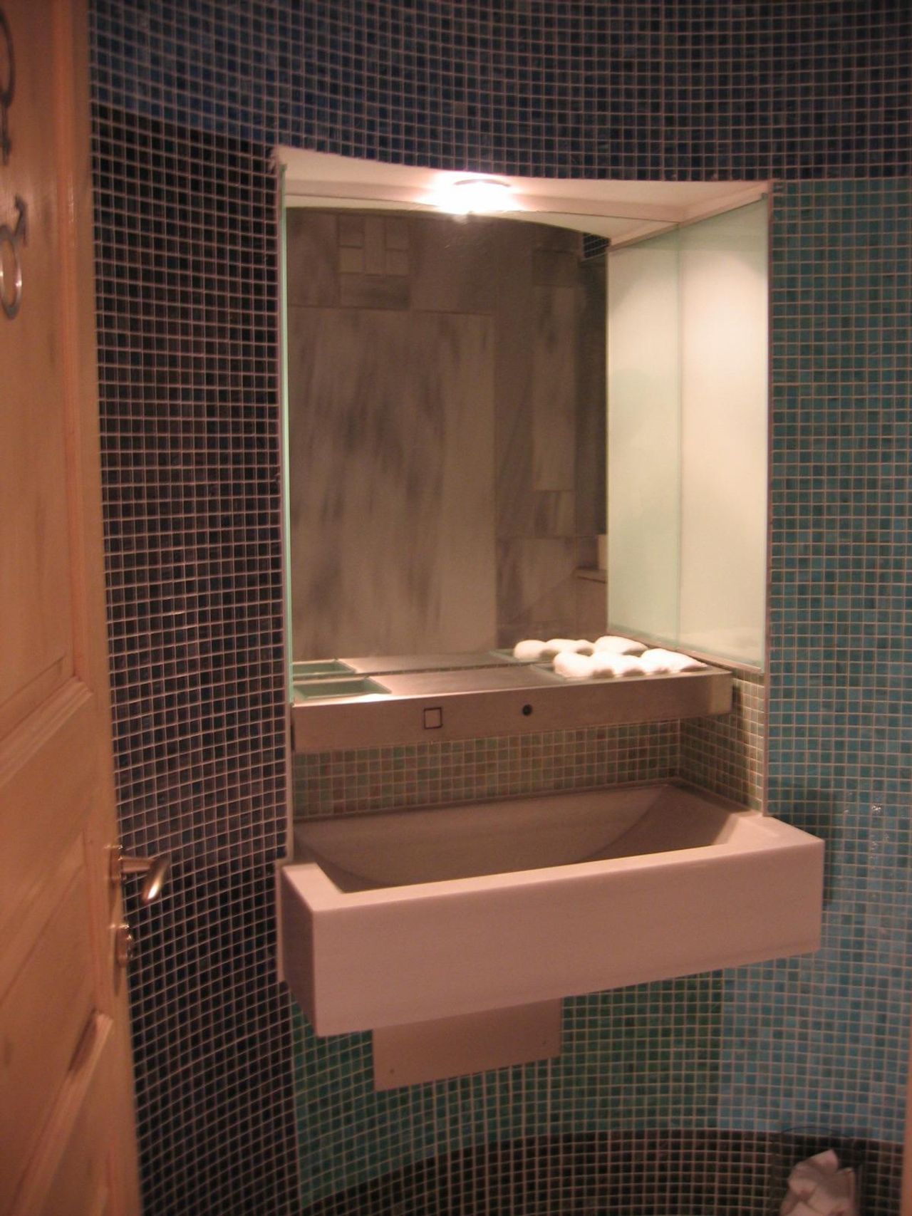 Rest of the World Creative Meeting Gallery ininLAB-1-galata image 11