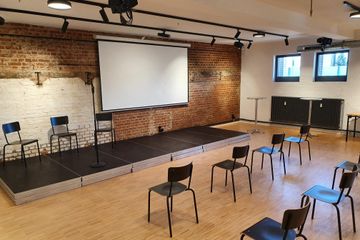 Berlin  Seminar rooms Allmenderaum image 1