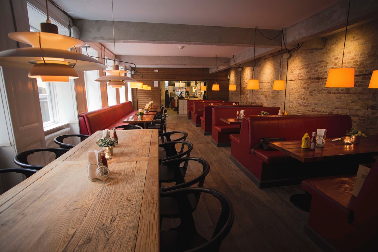 Copenhagen corporate event spaces Restaurant Burger joint image 11