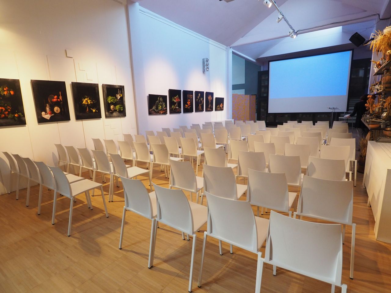 Rest of the World training rooms Meeting room Yori Studio Space image 5