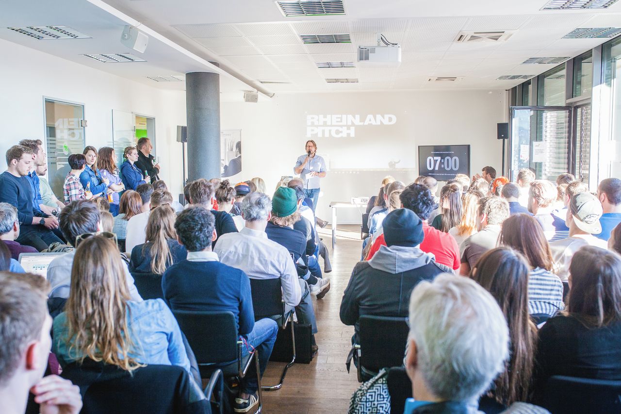 Keulen training rooms Vergaderruimte Startplatz - Köln-Bonn image 10
